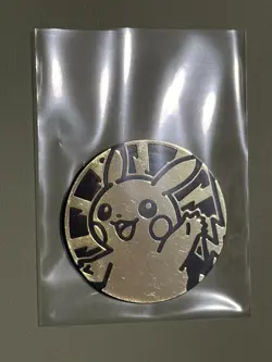 Pokemon Pikachu Coin Collectible TCG Trading Card Game Flip Gold Reflective [X1] - Image 1