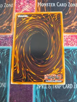 Yu-Gi-Oh! Red-Eyes B. Dragon LC01-EN006 Limited Ultra Rare Near Mint g7/ - Image 3
