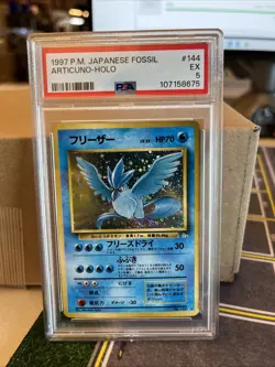 1997 Pokemon Japanese Fossil Articuno Holo PSA 5 - Image 1