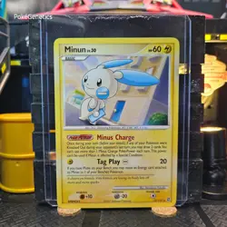 Minun Secret Wonders Pokemon TCG 32/132 Diamond & Pearl Rare - Image 1