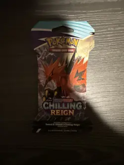 Pokemon TCG: Sword & Shield - Chilling Reign Sleeved Booster Pack (10 Cards) - Image 1