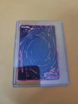 Yugioh Blue-Eyes White Dragon SDK-001 Yu-Gi-Oh! Trading Card w/ Play Wear - Image 2