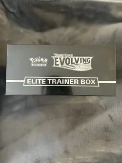 Pokemon TCG Sword and Shield Evolving Skies Elite Trainer Box ETB Sealed - Image 5