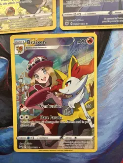 Pokemon Pikachu TCG TG05/TG30 Trainer Gallery Lost Origin Sword & Shield Lot - Image 4