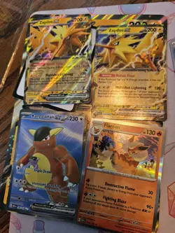 Pokemon Card Lots (200 cards) (30 Rares/foils) - Image 4