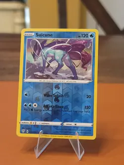 Suicune - 037/189 - Pokemon SWSH03: Darkness Ablaze Reverse Holo NM - Image 1