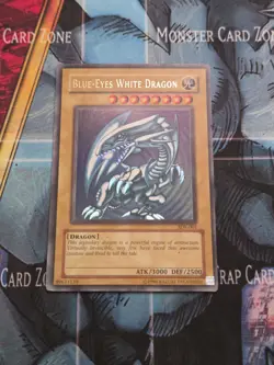 Blue-Eyes White Dragon SDK-001 Starter Deck: Kaiba Unlimited - Image 1