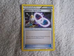 Pokemon: XY Series Fates Collide 2016 "ALAKAZAM SPIRIT LINK" #90/124 Trade Card - Image 1