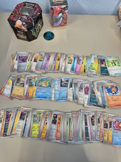 Pokemon TCG Bulk Bundle 200 Random Cards Job Lot + Tin + Deck Box + Coin #5 - Image 2