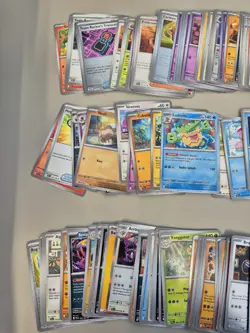Pokemon TCG Bulk Bundle 200 Random Cards Job Lot + Tin + Deck Box + Coin #5 - Image 3