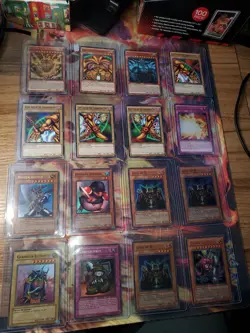 Yugioh! Vintage Card lot, Holos, Exodia Blue Eyes Dark Magician Red Eyes Binder - Image 2