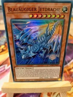 Blauaugiger Jetdrache RA02-DE017 Super Rare Deutsch NM YUGIOH - Image 1