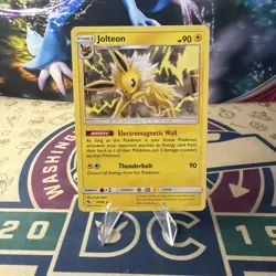 Pokemon Jolteon 23/68 Sun & Moon Hidden Fates Rare - Image 1