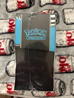 Pokemon Center Black Bolt Elite Trainer Box ETB Exclusive Scarlet Violet SEALED - Image 2