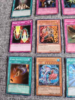 YU-GI-OH LOT OF 24 HOLO PRIZM CARDS MIXED YUGIOH CCG TCG B1 - Image 4