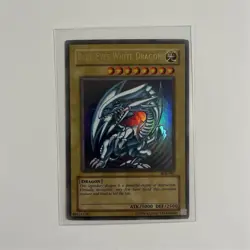 Konami Blue-Eyes White Dragon SDK-001 Kaiba Ultra Rare Holo Unlimited - Image 1