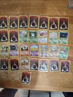 POKEMON TCG WOTC COMMON LOT 112 CARDS JAPANESE AND FIRST EDITIONS - Image 2