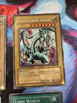 Blue Eyes White Dragon 1st Edition Yu-Gi-Oh Card Lot - Image 4