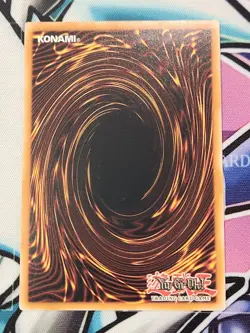 YUGIOH MZMU-EN003 Stare of the Snake Hair Ultra Rare 1ST EDITION - Image 2