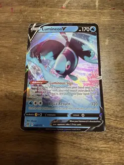 Pokemon TCG Lumineon V Ultra Rare Brilliant Stars 040/172 Full Art NM/M - Image 1