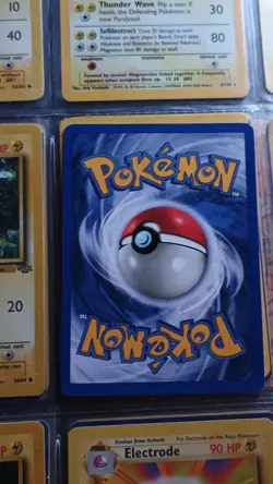 Charizard Pokemon TCG Base Set Card #4/130 Holo 1999 Vintage Lot - Image 2