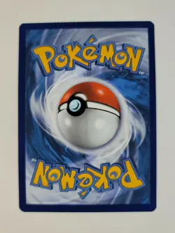 Printing error. Heracross 006/198 Chilling Reign LP/NM top of card pinched - Image 4