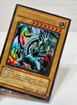 SPANISH Blue-Eyes White Dragon LDD-S001 Ultra Rare 1st Edition Yugioh 7925 - Image 4