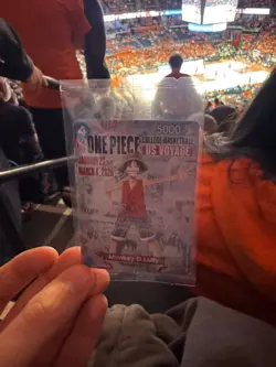ONE PIECE Monkey D. Luffy US Voyage - Univ. of Illinois Basketball Promo Card - Image 2