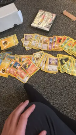 Pokemon Base Set 1995-1999 Lot Of 300 - Image 3