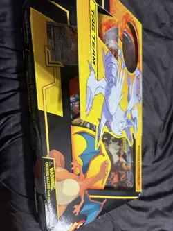 Pokemon TCG Reshiram & Charizard Tag Team GX Figure Collection Box 2019 - Image 2