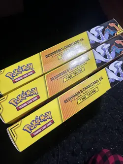 Pokemon TCG Reshiram & Charizard Tag Team GX Figure Collection Box 2019 - Image 4