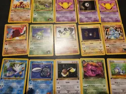 Huge Bulk Lot of 1000+ Pokemon Cards and 500 energy/trainer Vintage 1999 WOTC - Image 3