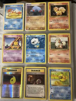 Binder collection(216 Cards) Pokemon TCG-mix of vintage, New, Holo, EX/V, Etc. - Image 4