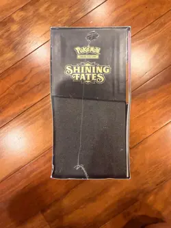 Pokemon TCG Eevee Shining Fates Elite Trainer Box - Image 4