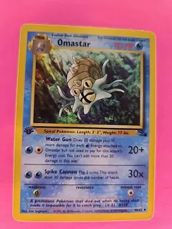 Omastar 1st Edition Fossil Pokemon Card WOTC NM - Mint - Image 1