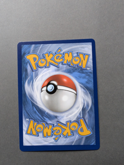 Pokemon TCG! Gordie Trainer Full Art. Rainbow 223/203 Supporter Evolving Skies - Image 2