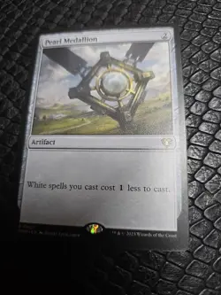 Pearl Medallion #401 *Normal* (NM) - Commander Masters MTG - Image 1