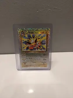 2002 Pokemon Jolteon-Rev. Foil Legendary Collection Reverse Holofoil #14 - Image 1