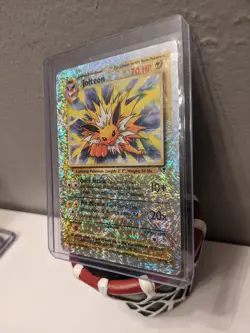 2002 Pokemon Jolteon-Rev. Foil Legendary Collection Reverse Holofoil #14 - Image 2
