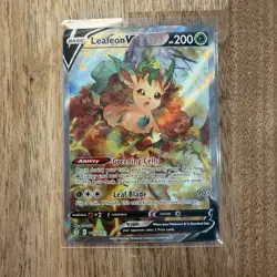 Pokemon Leafeon V (Alternate Full Art) 167/203 SWSH07 NM Holo Card - Image 1