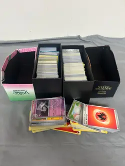 Pre-owned Over 1000 Pokemon Cards In Collectors Boxes - Image 1