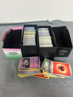 Pre-owned Over 1000 Pokemon Cards In Collectors Boxes - Image 3