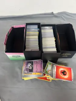 Pre-owned Over 1000 Pokemon Cards In Collectors Boxes - Image 4