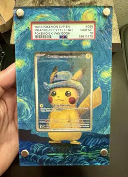 PSA 10 2023 Pikachu Grey Felt Hat 085 SVP Promo Van Gogh With Art Guard - Image 1