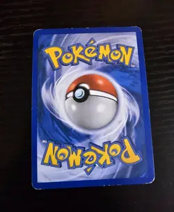 Butterfree FB 17/147 Supreme Victors Reverse Holo Rare Pokemon Card - LP/MP - Image 3