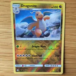 DRAGONITE 96/149 POKEMON CARD (SUN AND MOON SET) REVERSE HOLO - Image 1