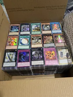 Near Mint YuGiOh Collection Lot: 500 cards with foils and rares - Image 1