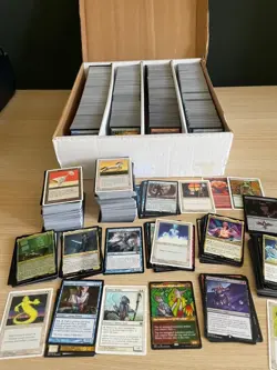 1000 Near Mint MTG Magic the Gathering Card Lot with Unsearched VIntage and Holo - Image 1