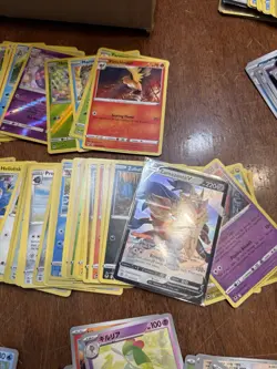 Pokemon card lot of 100+ cards Random see pics the cards in the pix are included - Image 3
