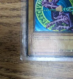 *** DARK MAGICIAN *** ORIGINAL ULTRA RARE SDY-006 (HP) YUGIOH! - Image 3
